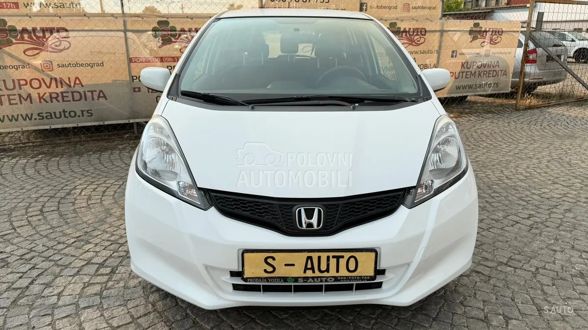 Honda Jazz 2014 photo 3