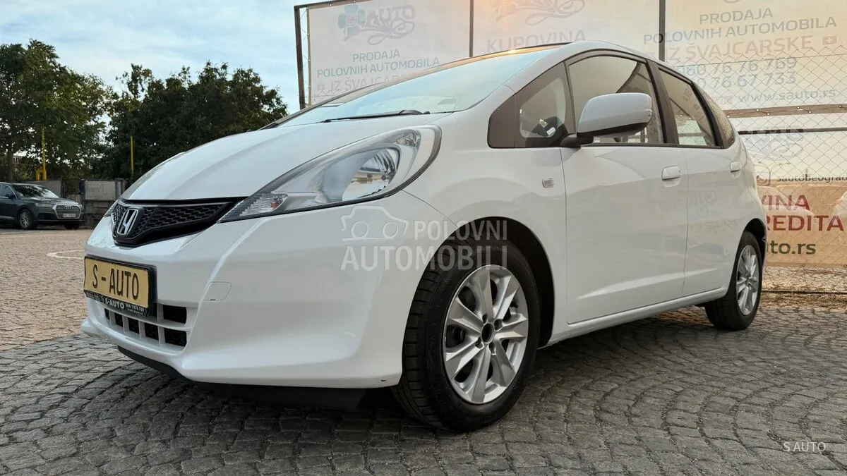 Honda Jazz 2014 photo 4