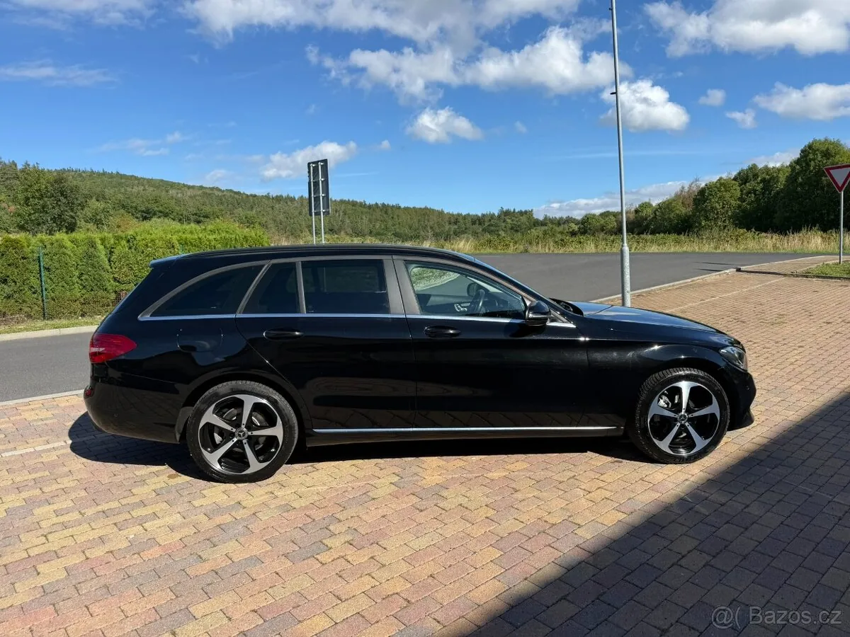 Mercedes-Benz C-Class 2021 photo 5