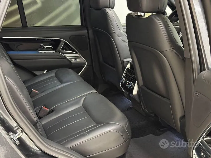 Land Rover Range Rover 2023 photo 4