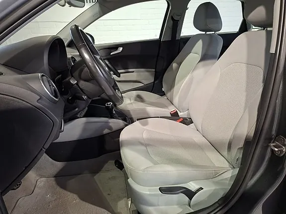 Audi A1 2013 photo 4