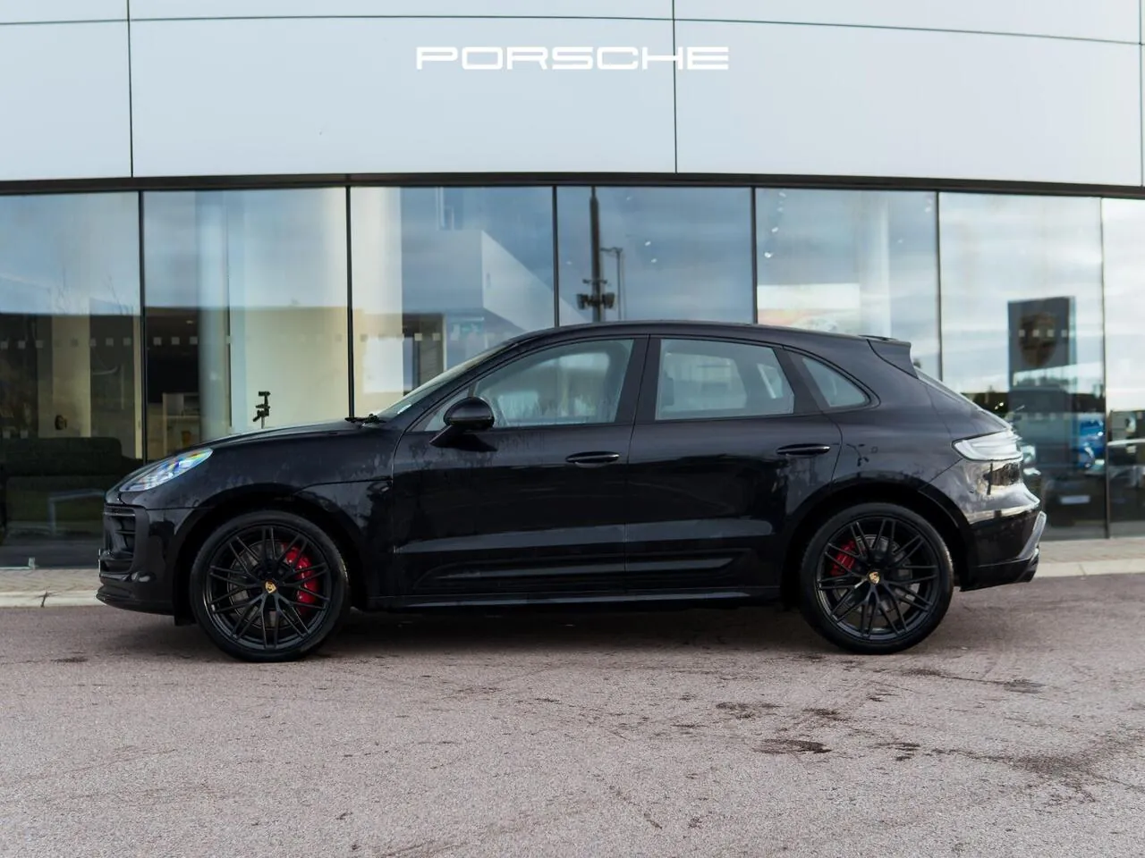 Porsche Macan 2025 photo 3