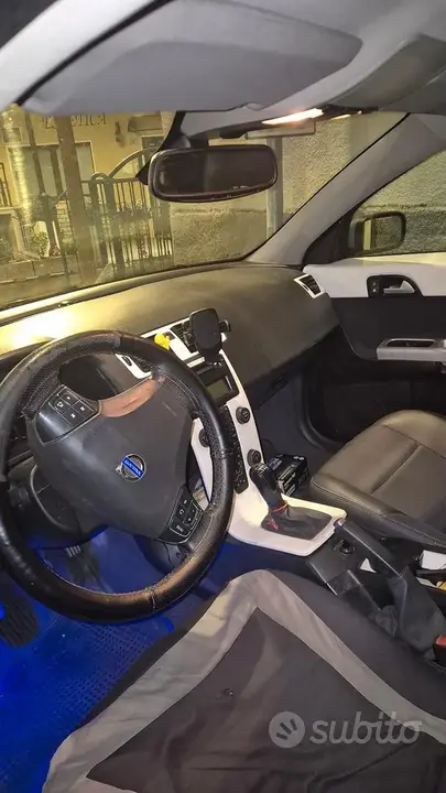 Volvo V50