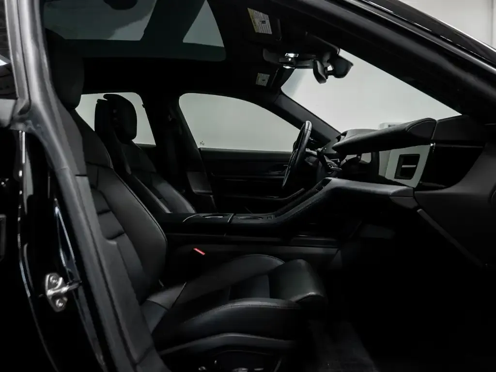 Porsche Taycan 2021 photo 4