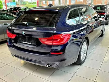 BMW 518 Touring 2019 photo 2