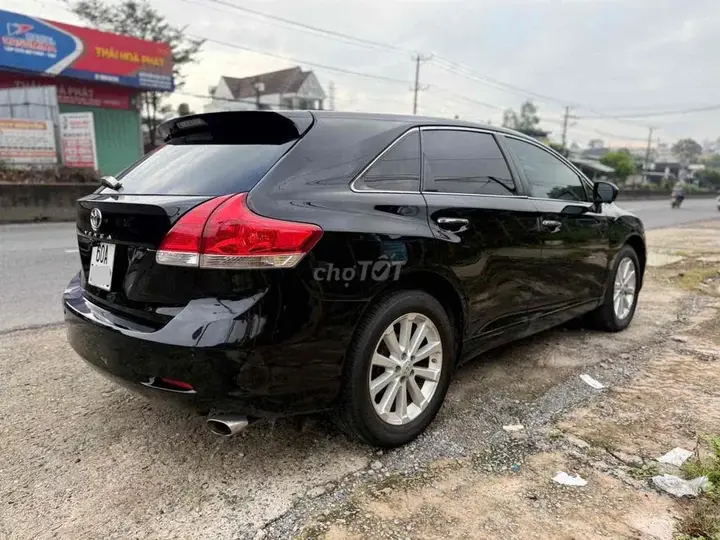 Toyota Venza 2009 photo 2