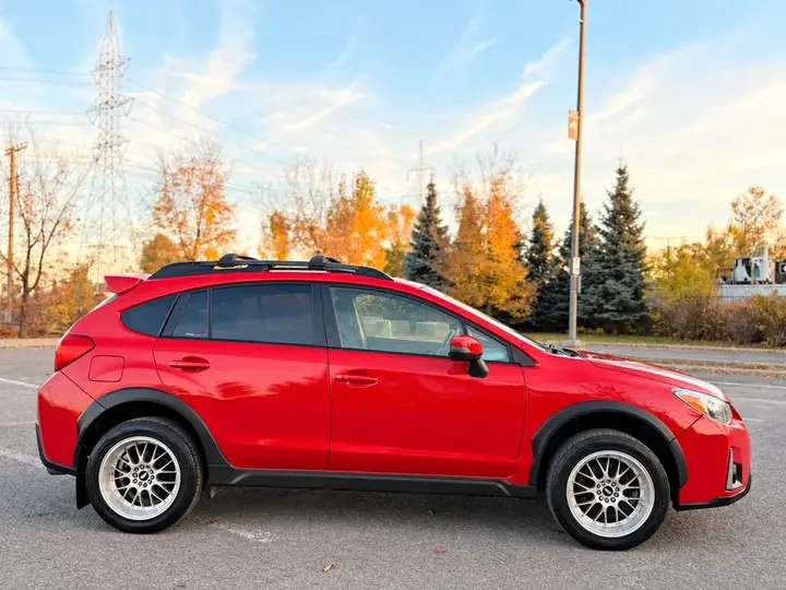 Subaru Crosstrek 2017 photo 2