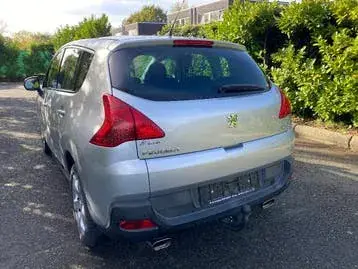 Peugeot 3008 2010 photo 3