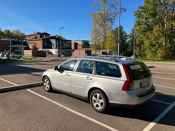 Volvo V50 2010 photo 3