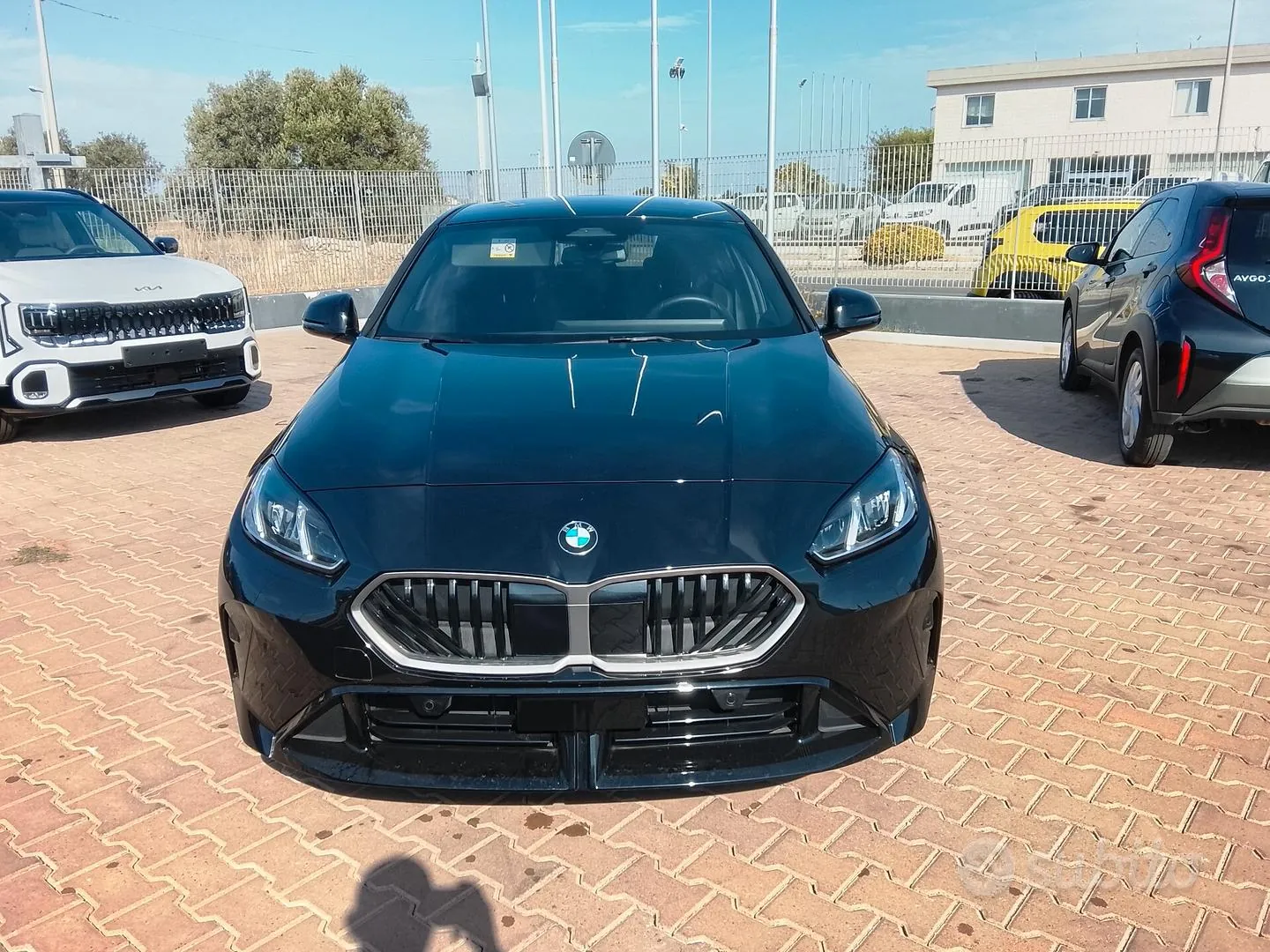 BMW 118 2025 photo 2