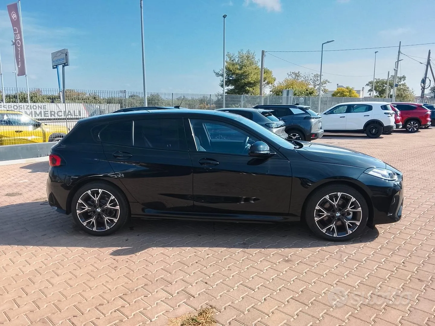 BMW 118 2025 photo 3