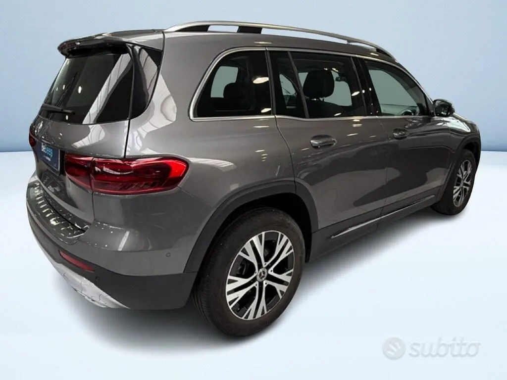 Mercedes-Benz Glb 2025 photo 5