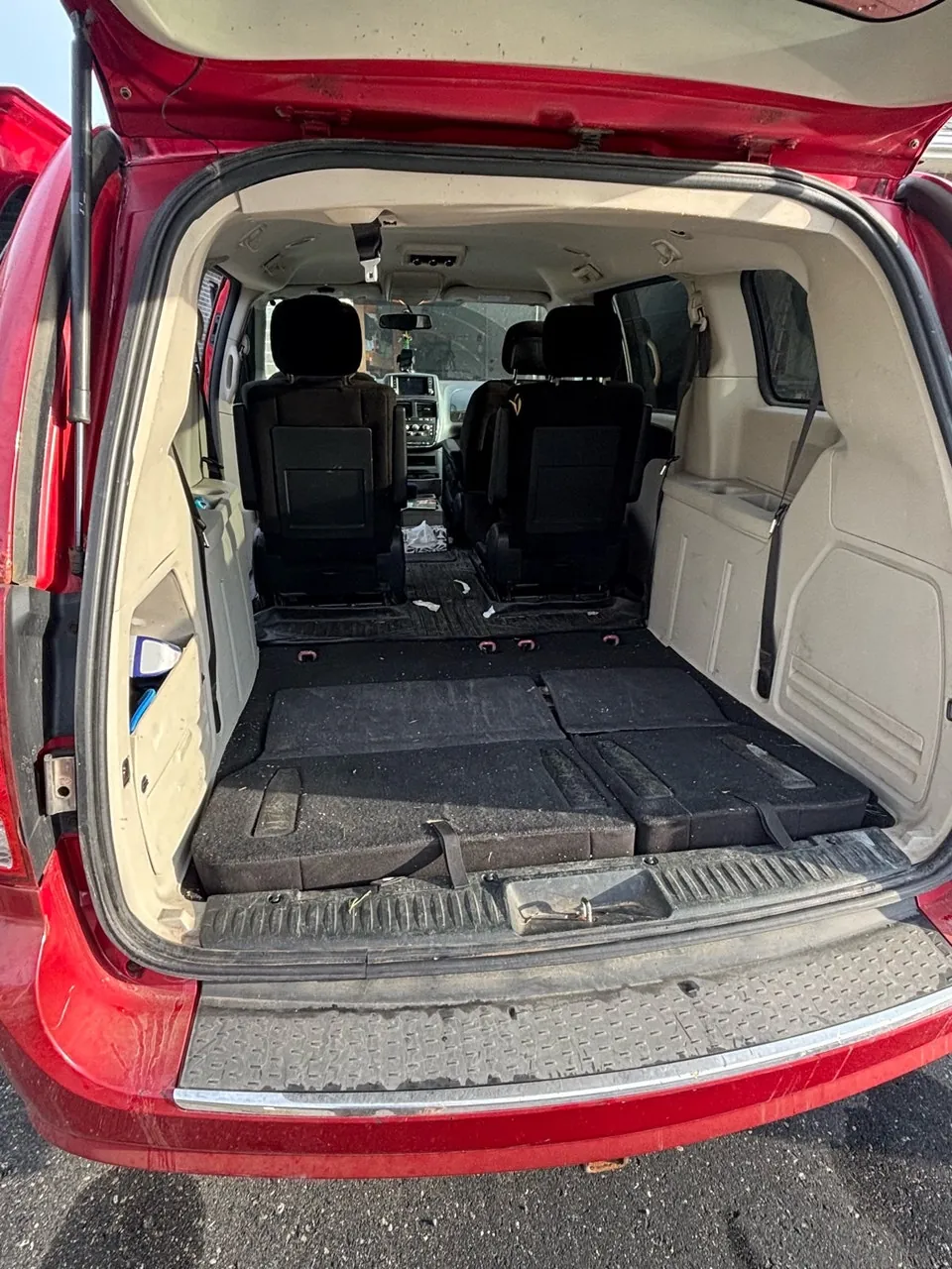 Dodge Grand Caravan 2013 photo 3
