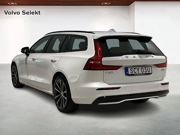 Volvo V60 2026 photo 2
