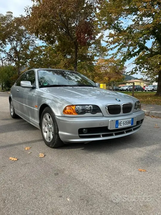 BMW E46 2000 photo 2