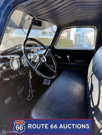 Chevrolet 3100 Stepside Pickup 1950 photo 2