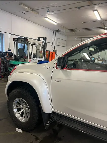 Isuzu D-Max 2017 photo 4