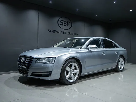 Audi A8 2011 photo 3