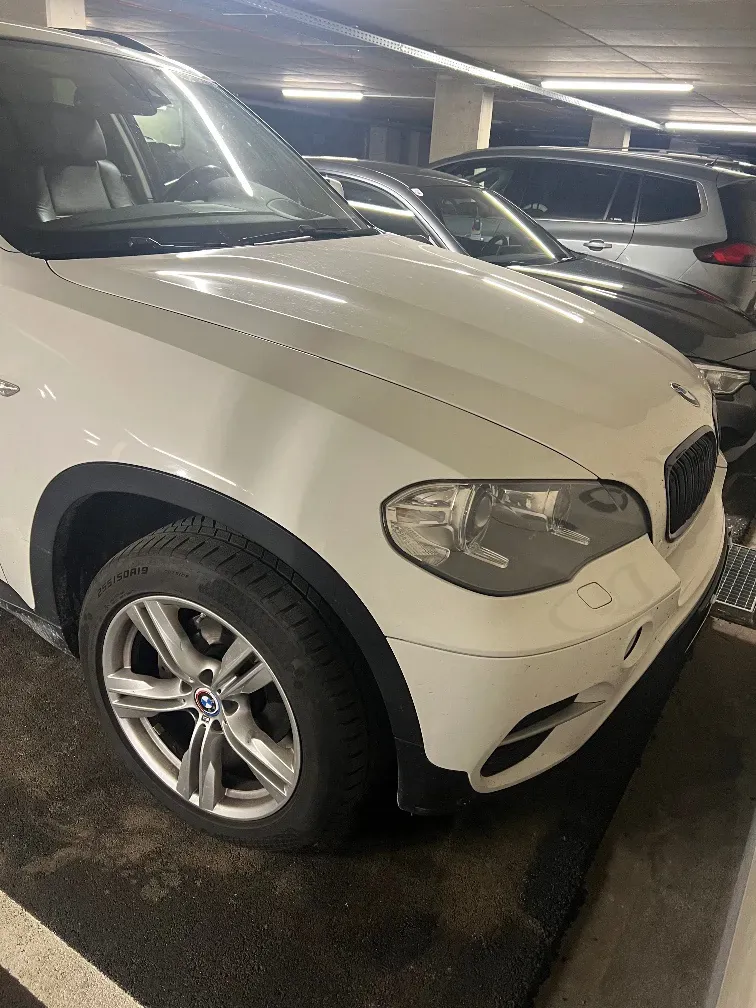 BMW X5 2012 photo 2