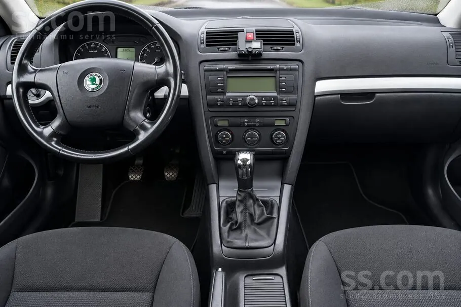 Skoda Octavia 2009 photo 5