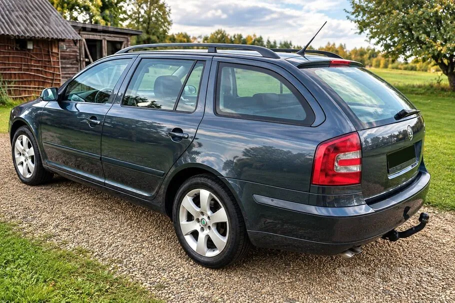Skoda Octavia 2009 photo 3