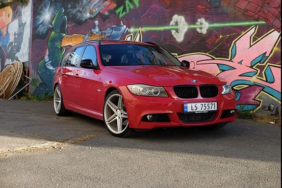 BMW 318D 2010 photo 3