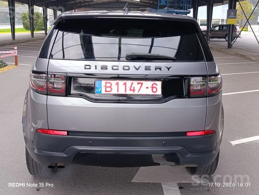 Land Rover Discovery Sport 2021 photo 4