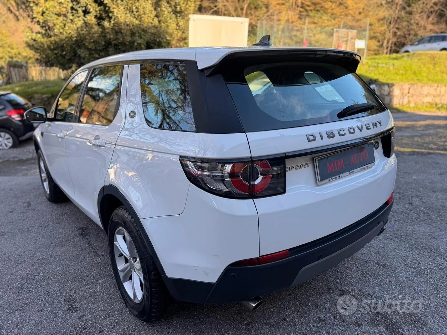 Land Rover Discovery Sport 2016 photo 5