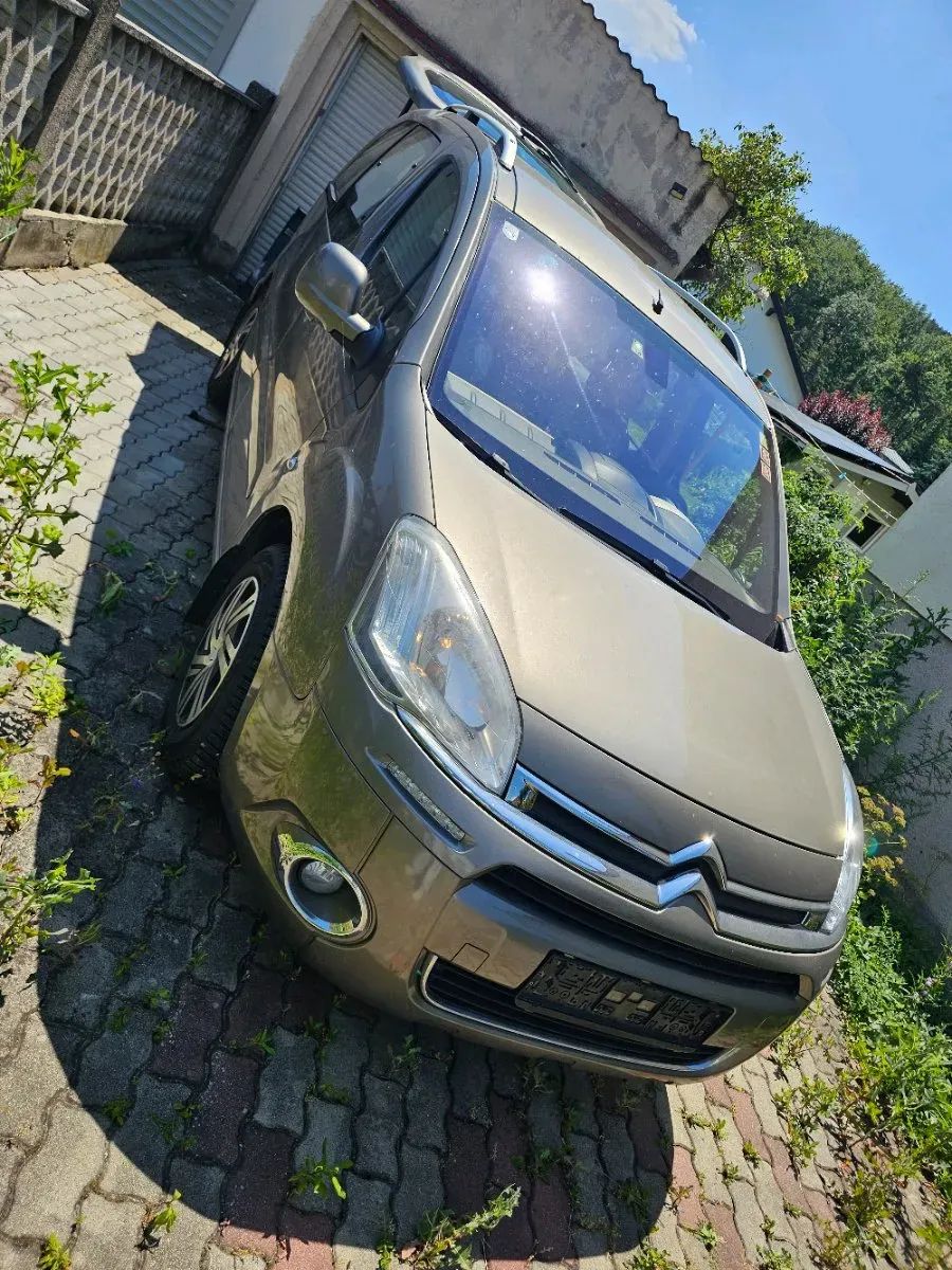 Citroen Berlingo 2012 photo 2
