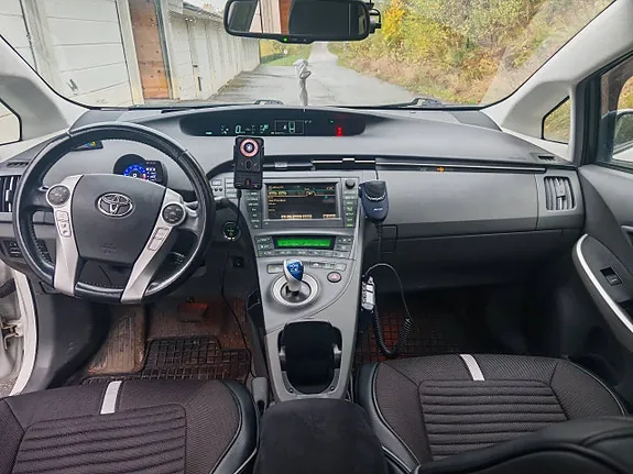 Toyota Prius 2010 photo 3