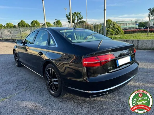 Audi A8 2017 photo 4