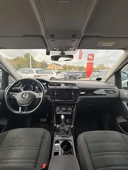 Volkswagen Touran 2018 photo 3