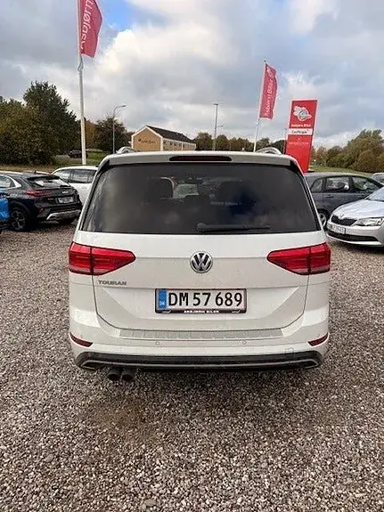 Volkswagen Touran 2018 photo 4