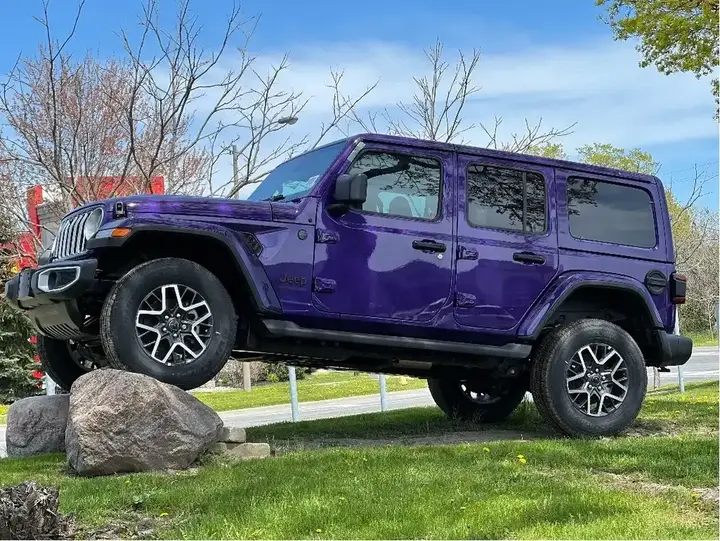 Jeep Wrangler 2026 photo 2