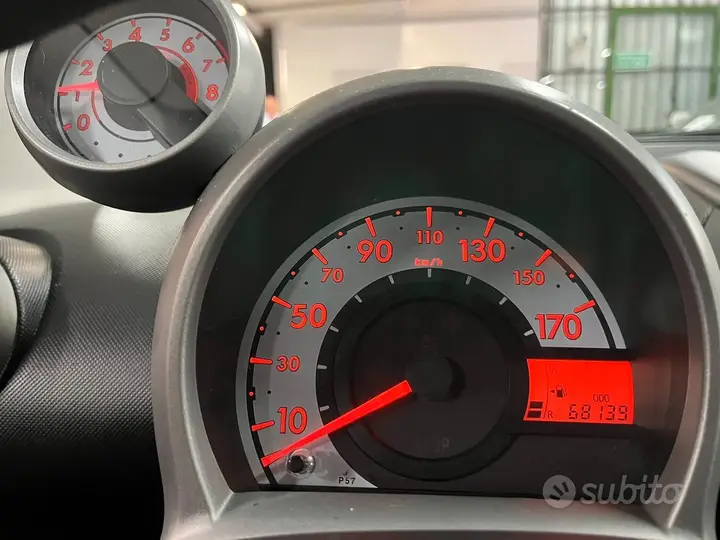 Peugeot 107 2013 photo 5