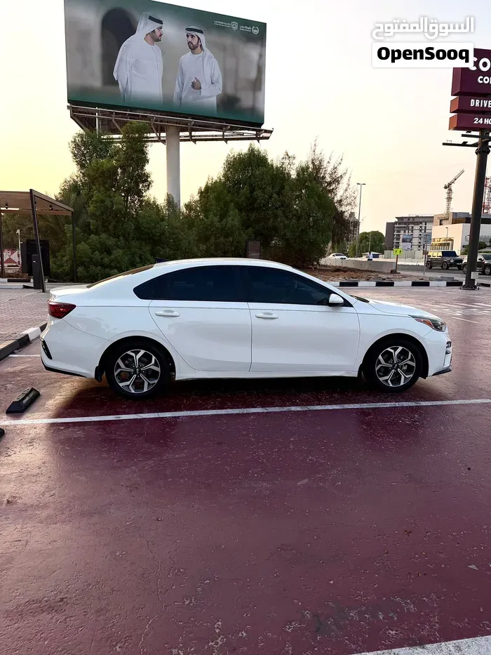 Kia Forte 2021 photo 3