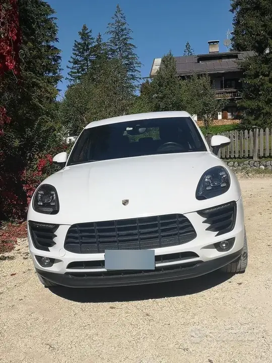Porsche Macan S