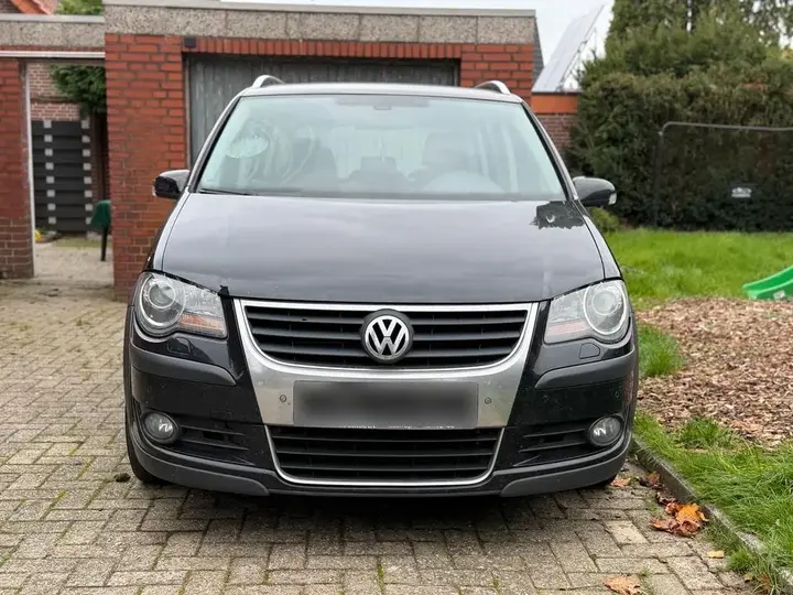 Volkswagen Cross Touran