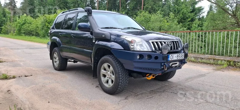 Toyota Land Cruiser 2003 photo 3