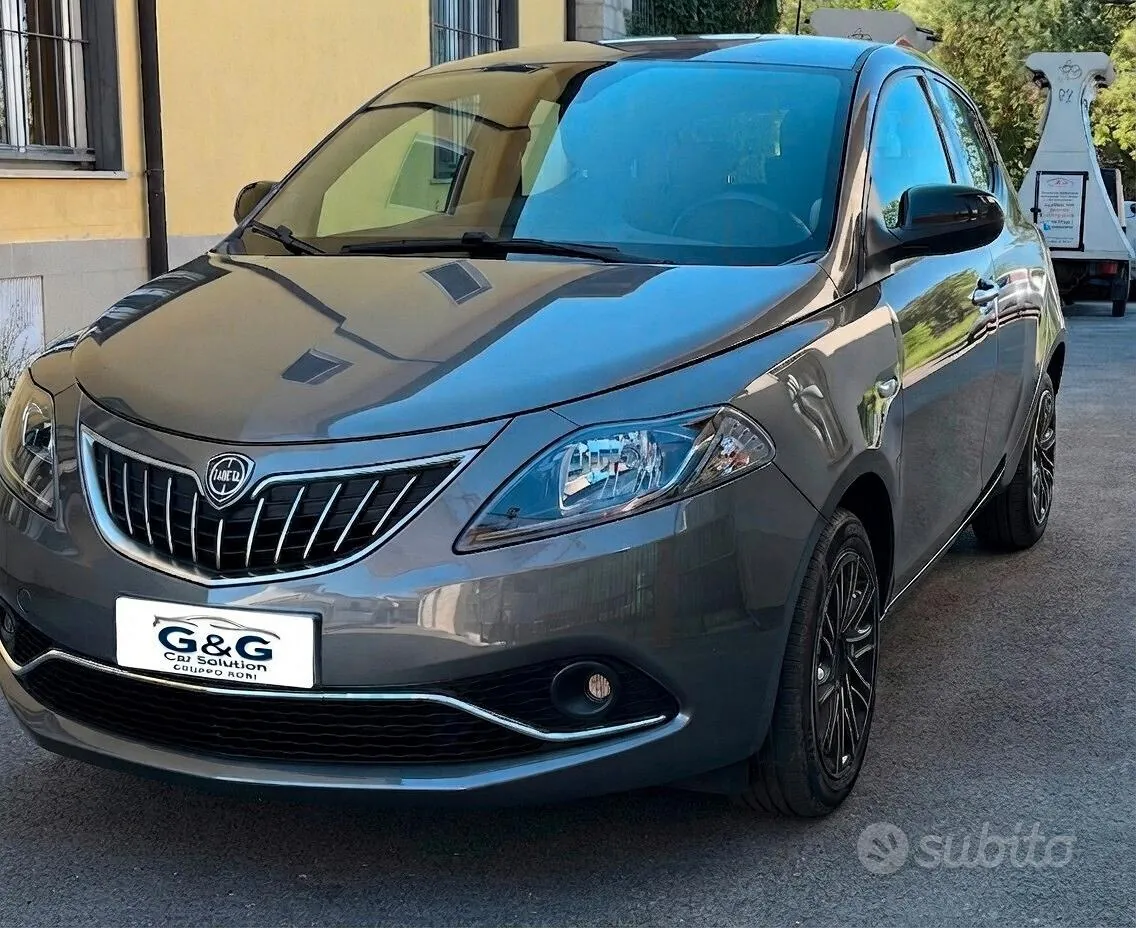 Lancia Ypsilon 2022 photo 3