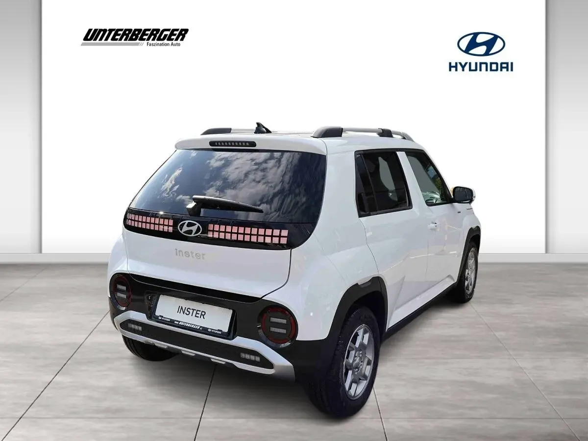 Hyundai Inster photo 2