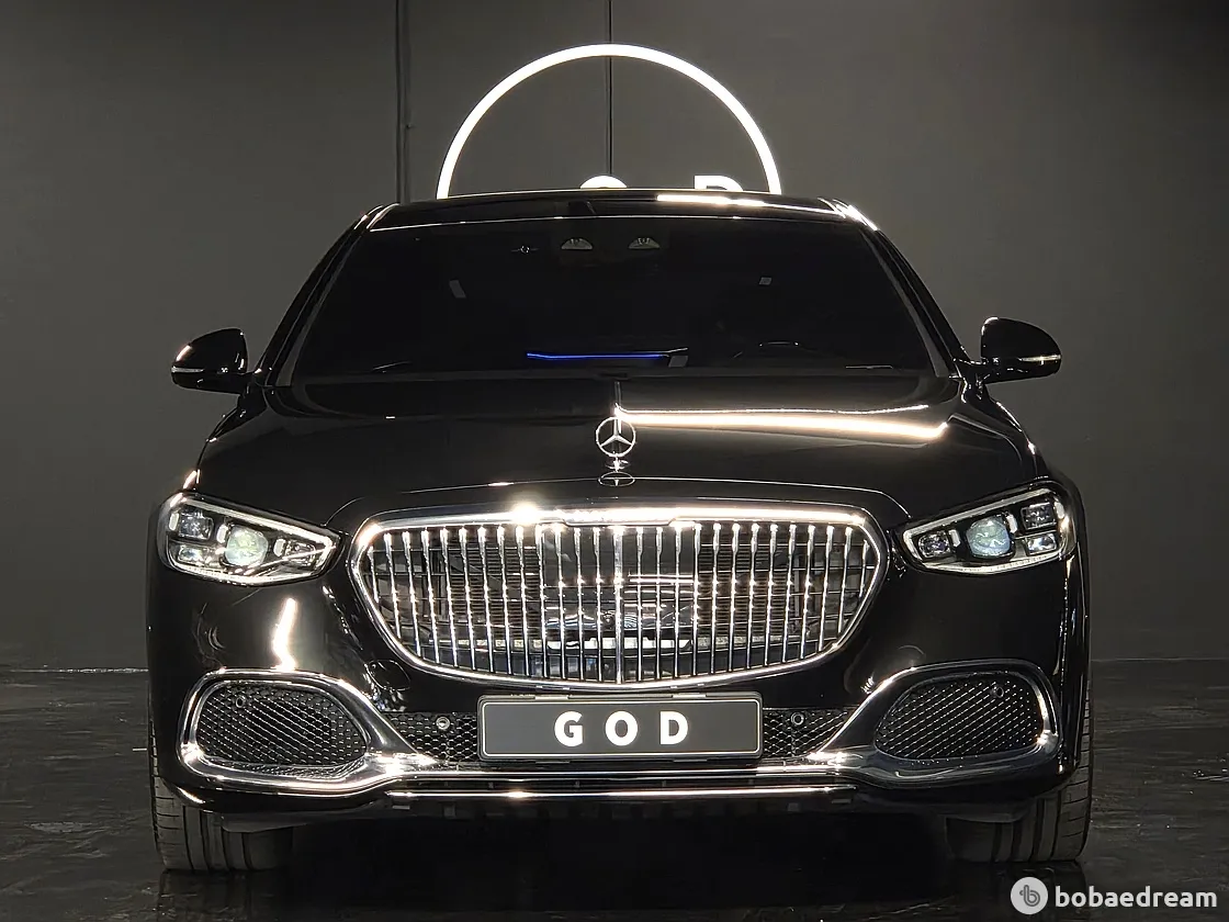 Mercedes-Benz Maybach S580