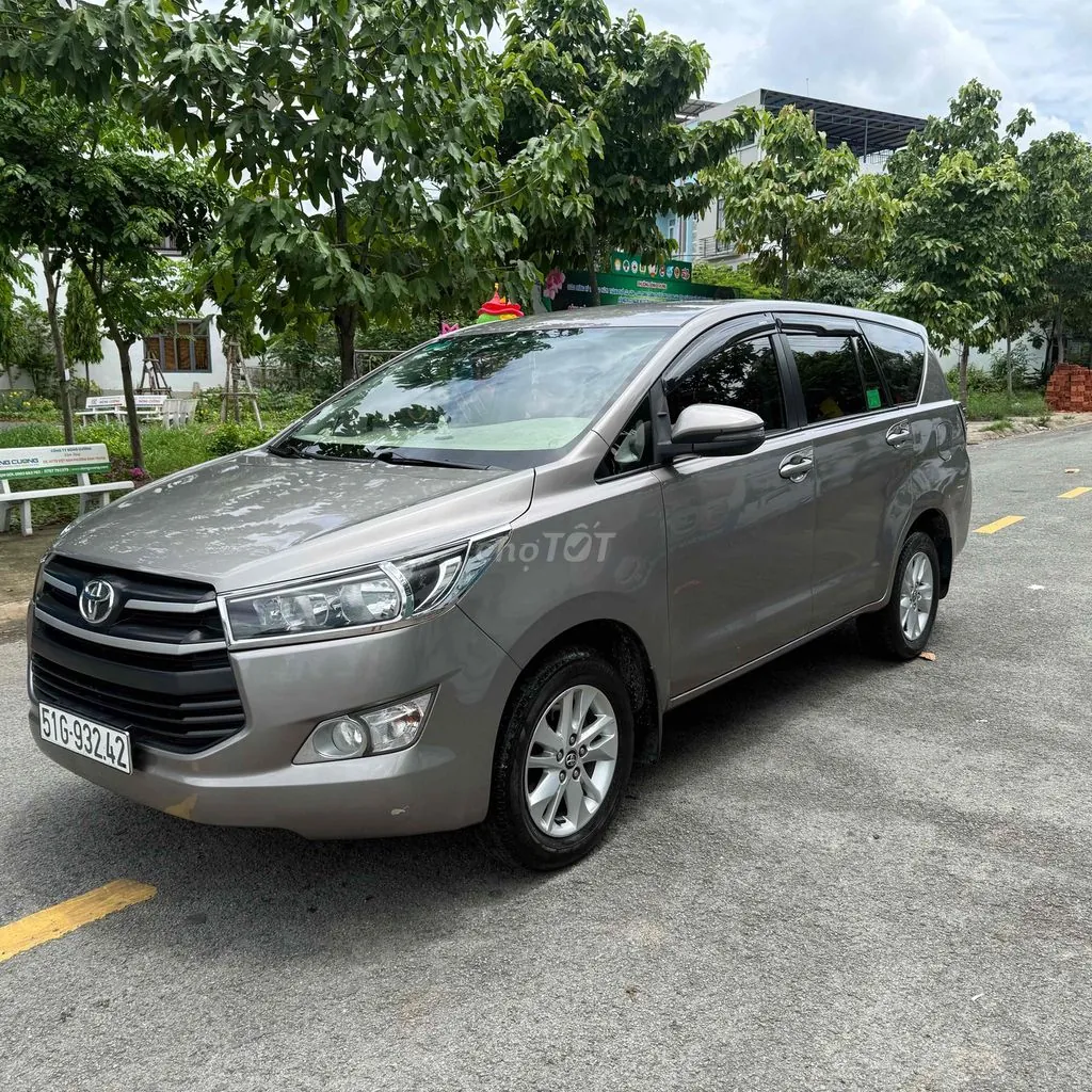 Toyota Innova 2019 photo 2