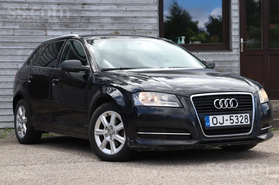 Audi A3 2011 photo 2