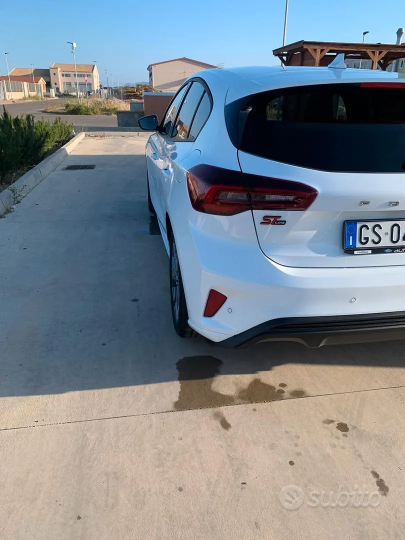 Ford Focus 2024 photo 4