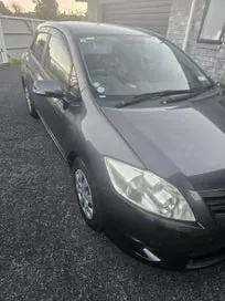 Toyota Auris 2010 photo 2