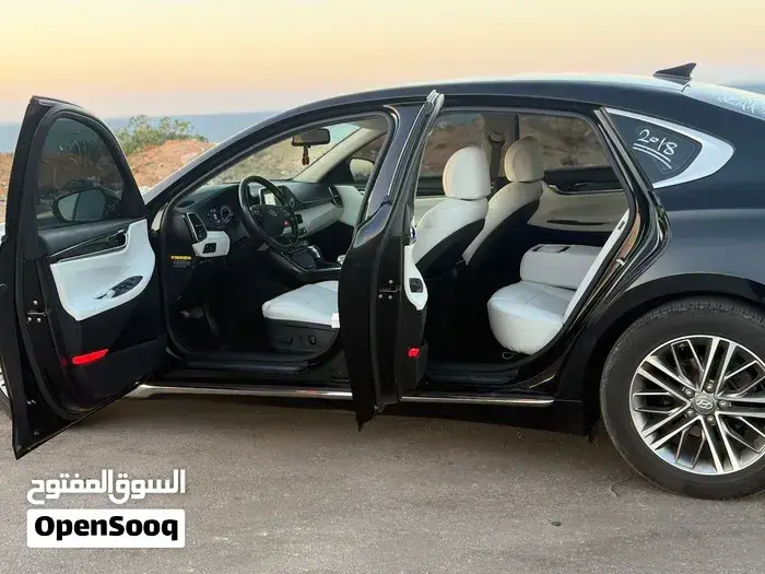 Hyundai Azera 2018 photo 4