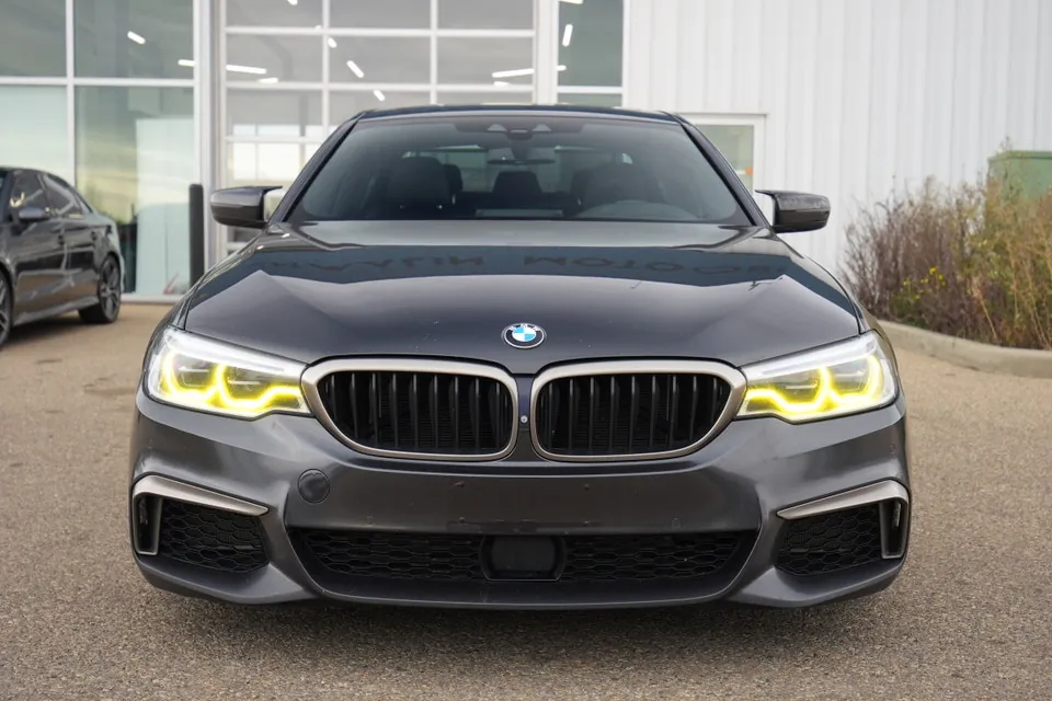 BMW 5 Series 2018 photo 2