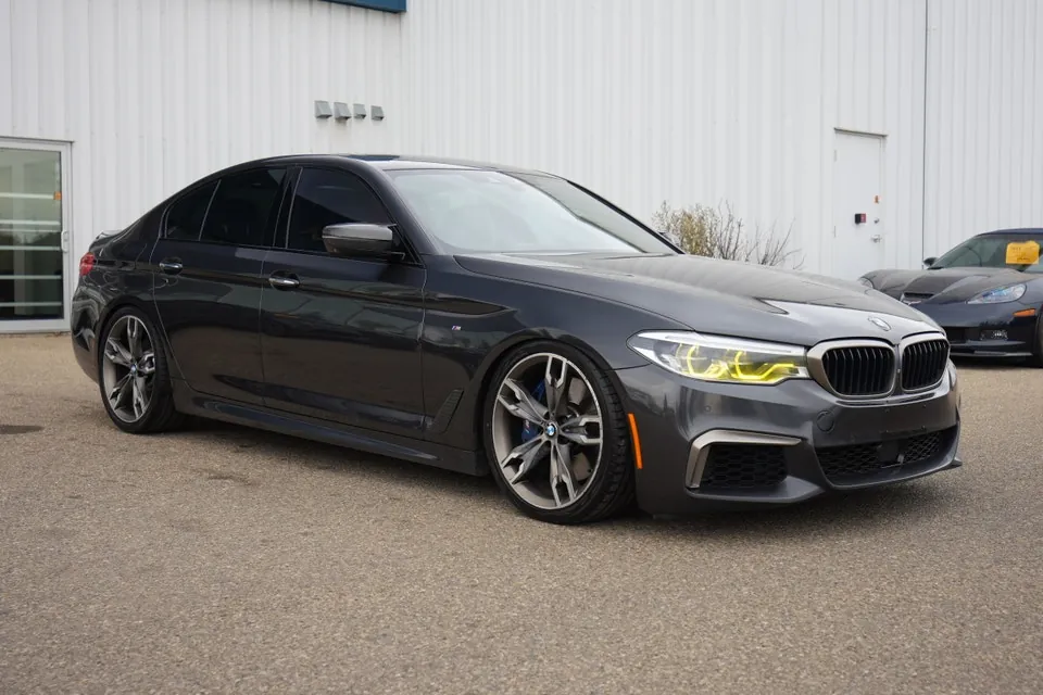 BMW 5 Series 2018 photo 3