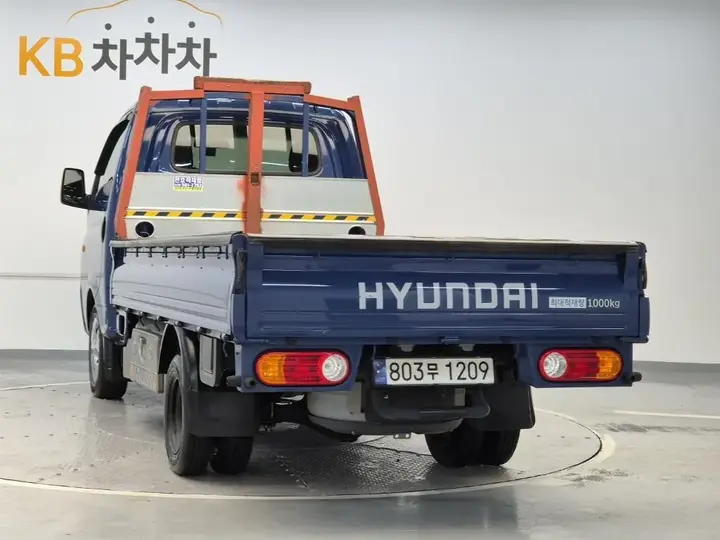 Hyundai Porter Ii 2024 photo 2